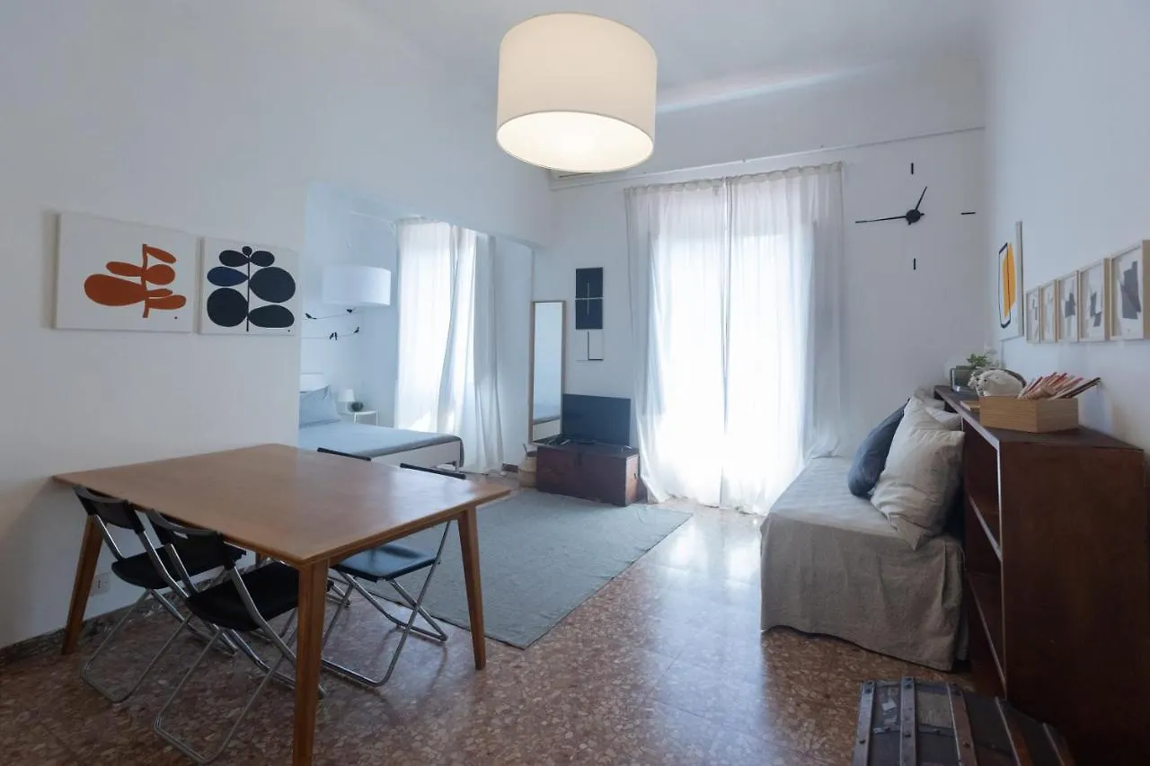 Farina 14 Apartment Florence Italy